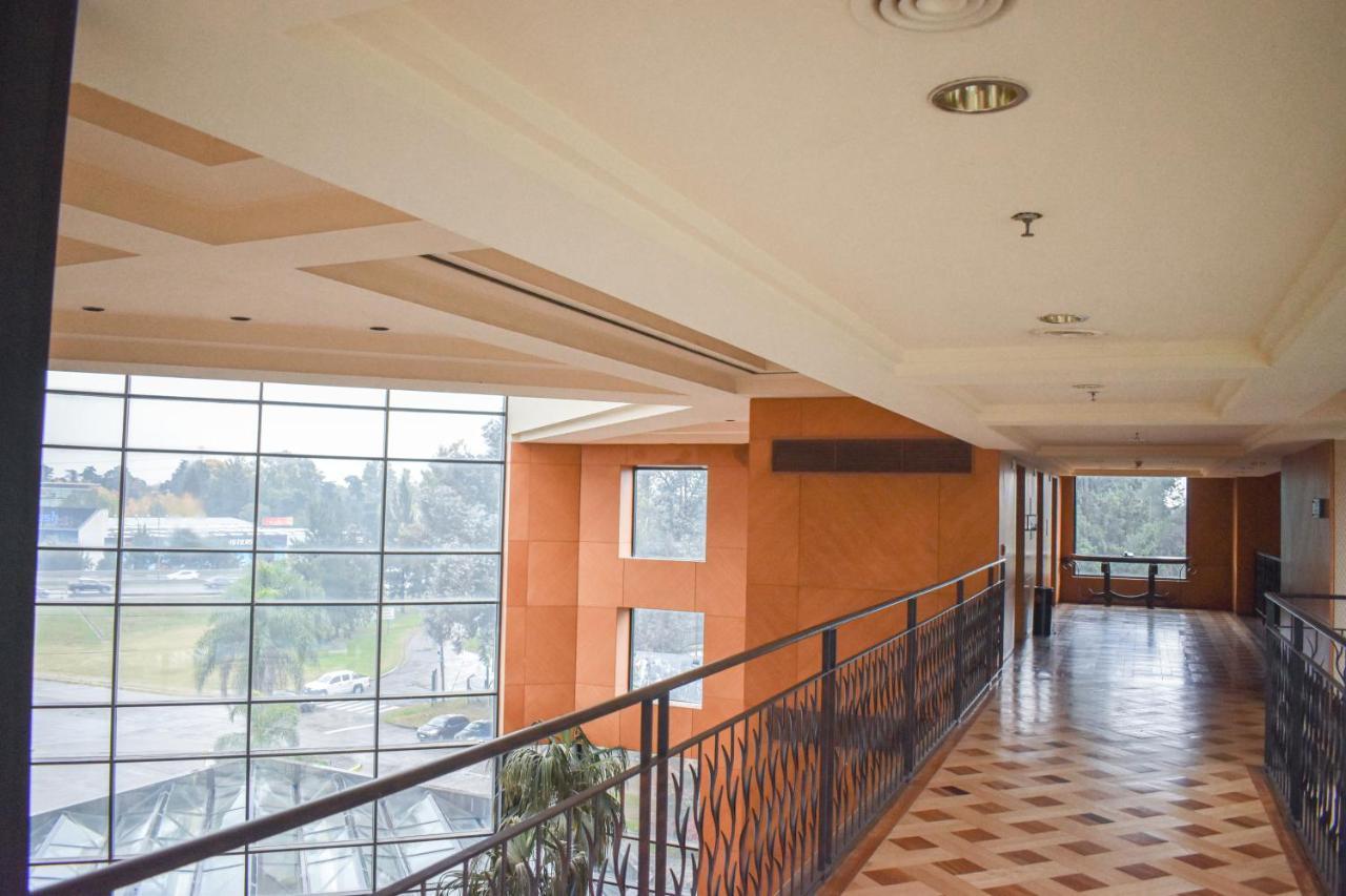 Sheraton Pilar Hotel & Convention Center Экстерьер фото