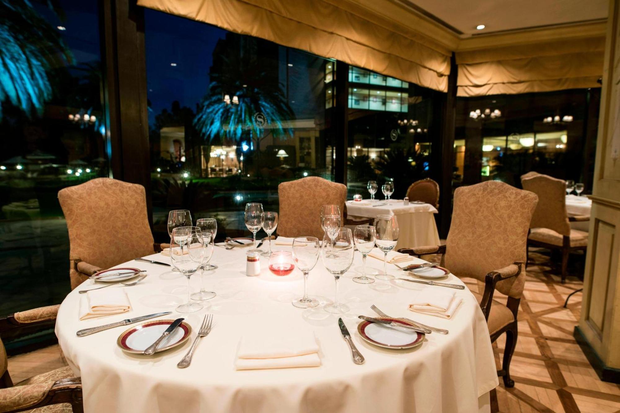 Sheraton Pilar Hotel & Convention Center Экстерьер фото