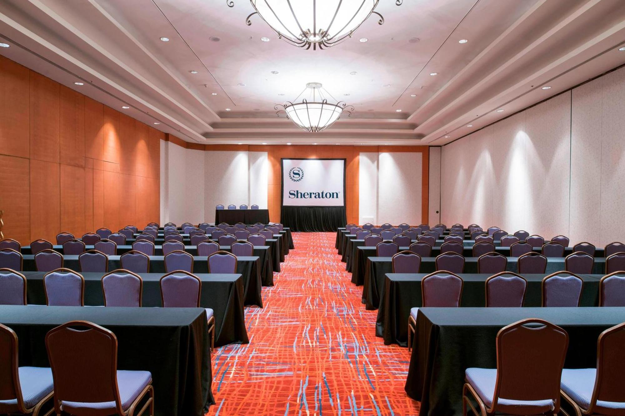 Sheraton Pilar Hotel & Convention Center Экстерьер фото